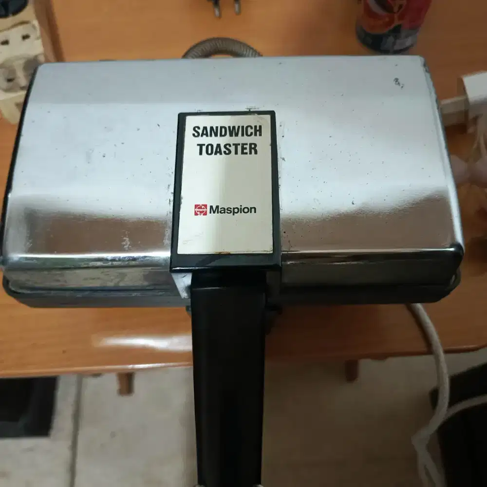 Sandwich Toaster Maspion MT-201D
