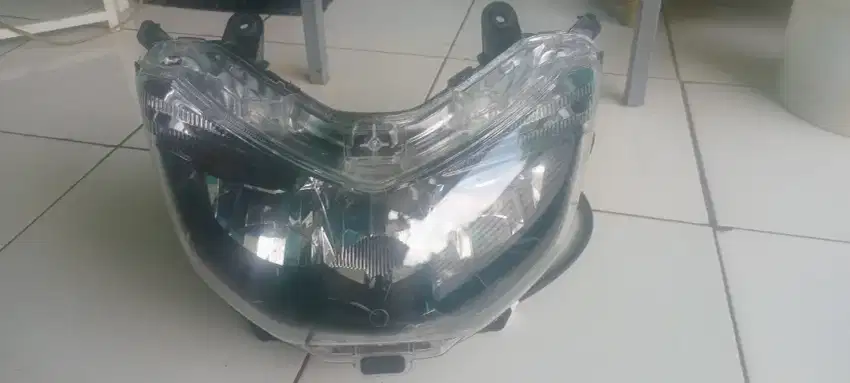 Lampu Depan Nmax
