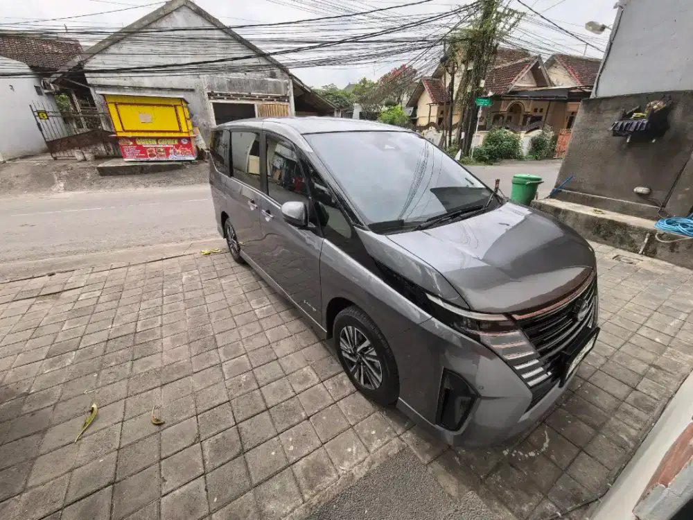 Nissan Serena E-Power 2024