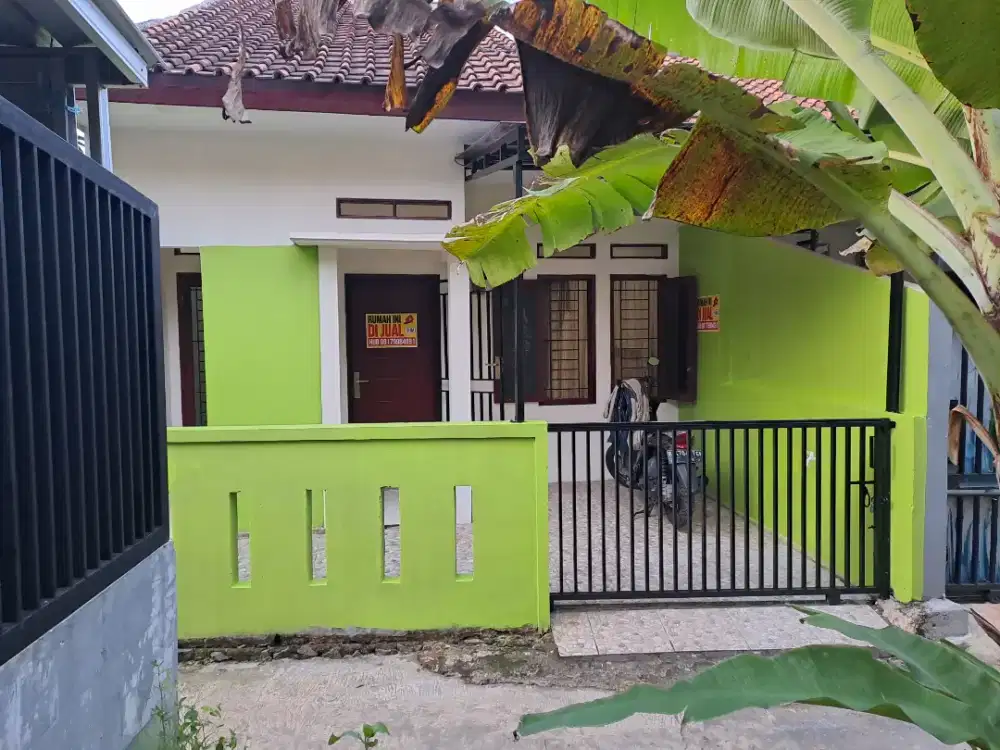 Di jual cepat rumah lingkungan nyaman dekat sekolah..pesantren..