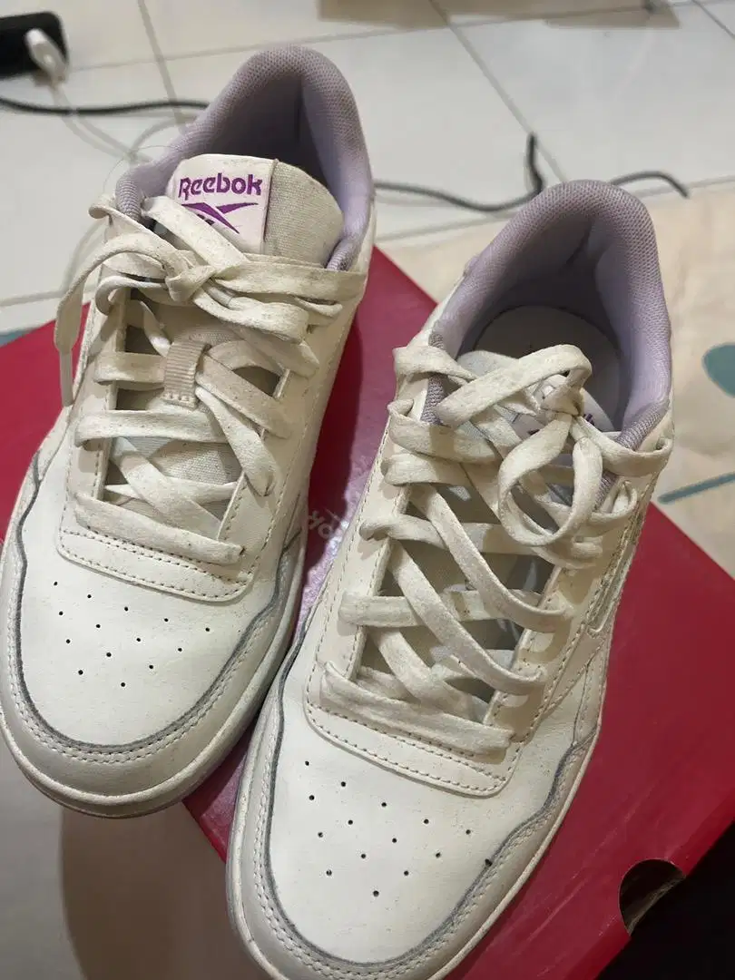Sepatu Reebok no:36