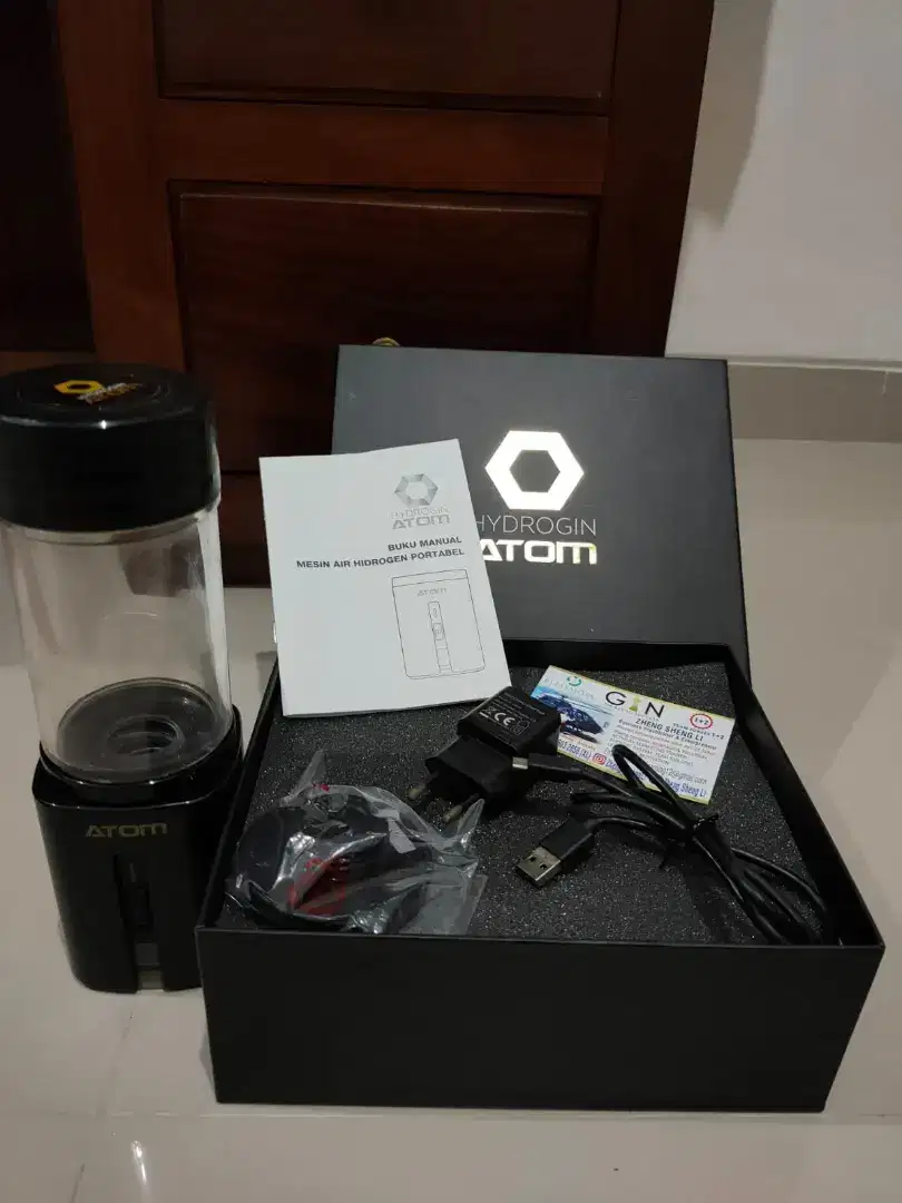 Atom Hydrogin / Tumbler air hydrigin
