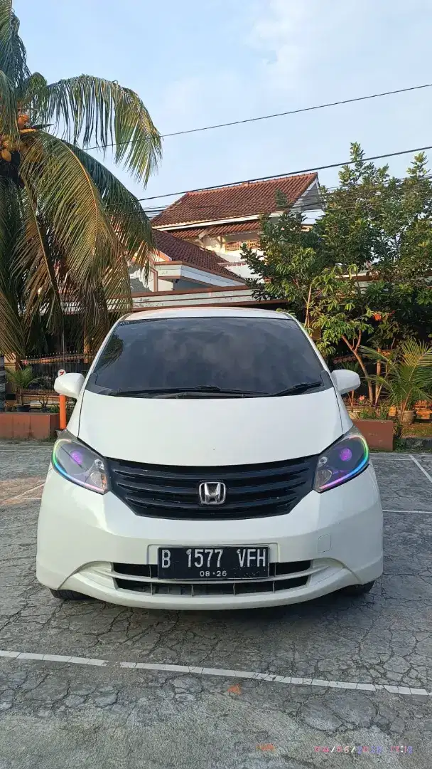 Freed type s 2011 matic