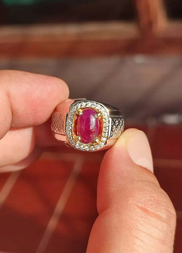 NATURAL RUBY THAILAND 2.86 CTS HEAT ONLY MEJA LEBAR