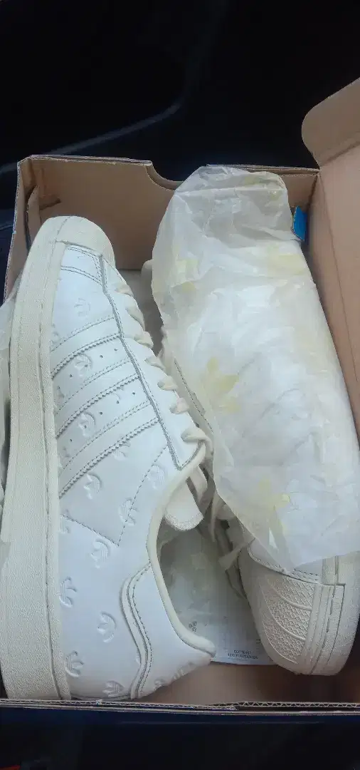 Adidas superstar
