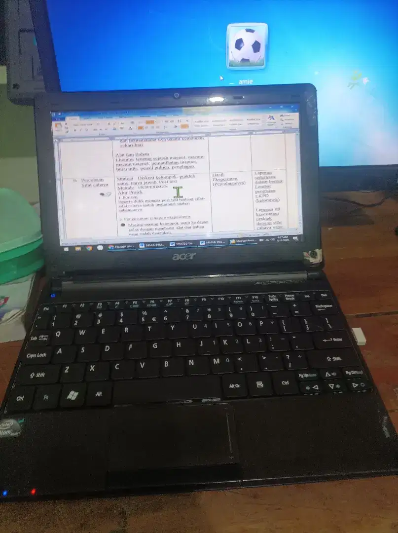 Acer aspire one d255