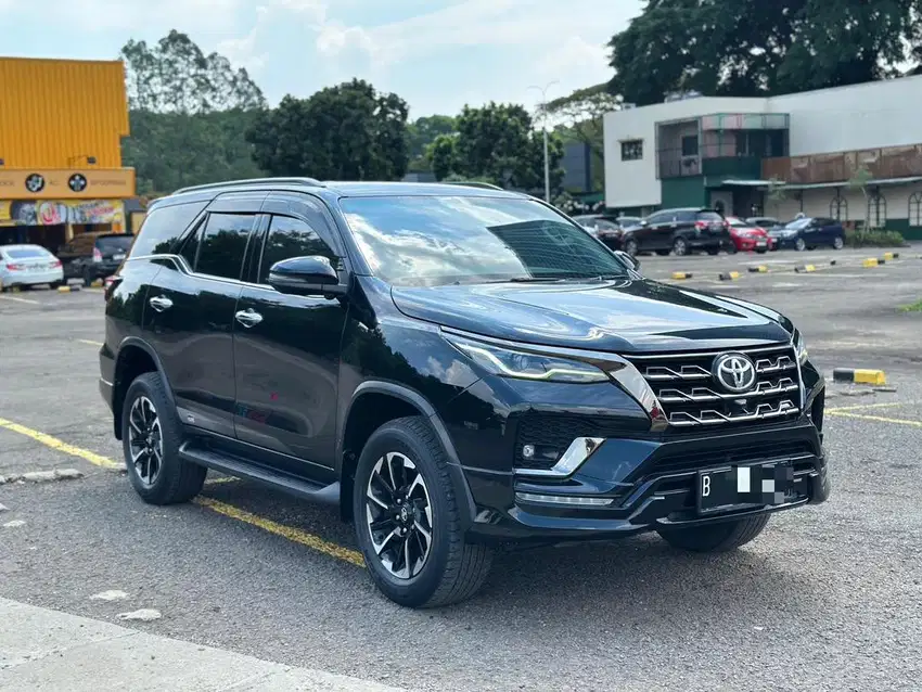 Siap Pakai! Fortuner VRZ GR 2.4 Diesel Solar AT Matic 2021