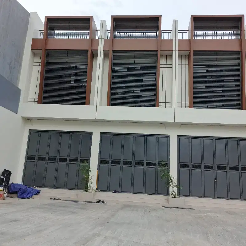 Disewakan Ruko Baru 2 Lantai di Tebet Bagus Strategis