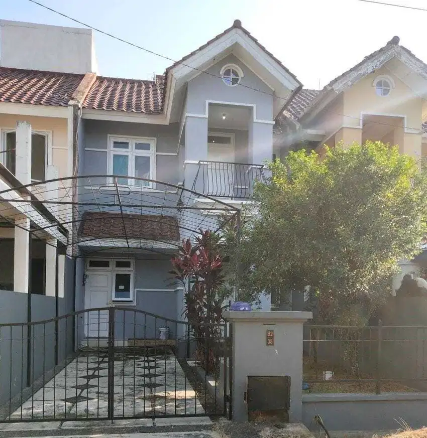 Rumah di Telaga Kahuripan