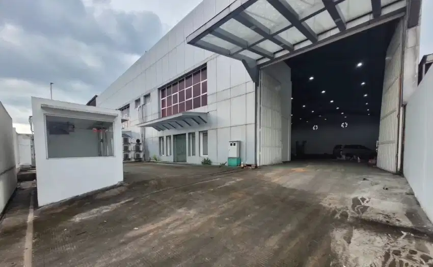 Disewakan Gudang Luas Tanah 1250 m2, Delta Silicon, Cikarang
