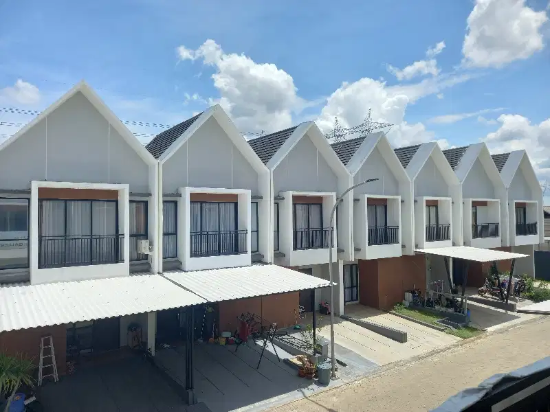 RUMAH READY LT72m² EKSKLUSIF 2 LANTAI SUMA VILLAGE KARAWACI