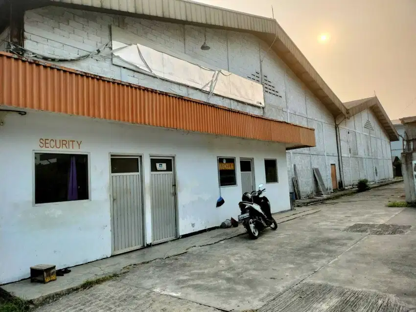 Ex Pabrik, Cikupa. LT.5.300 m2  LB.2.592 m2.