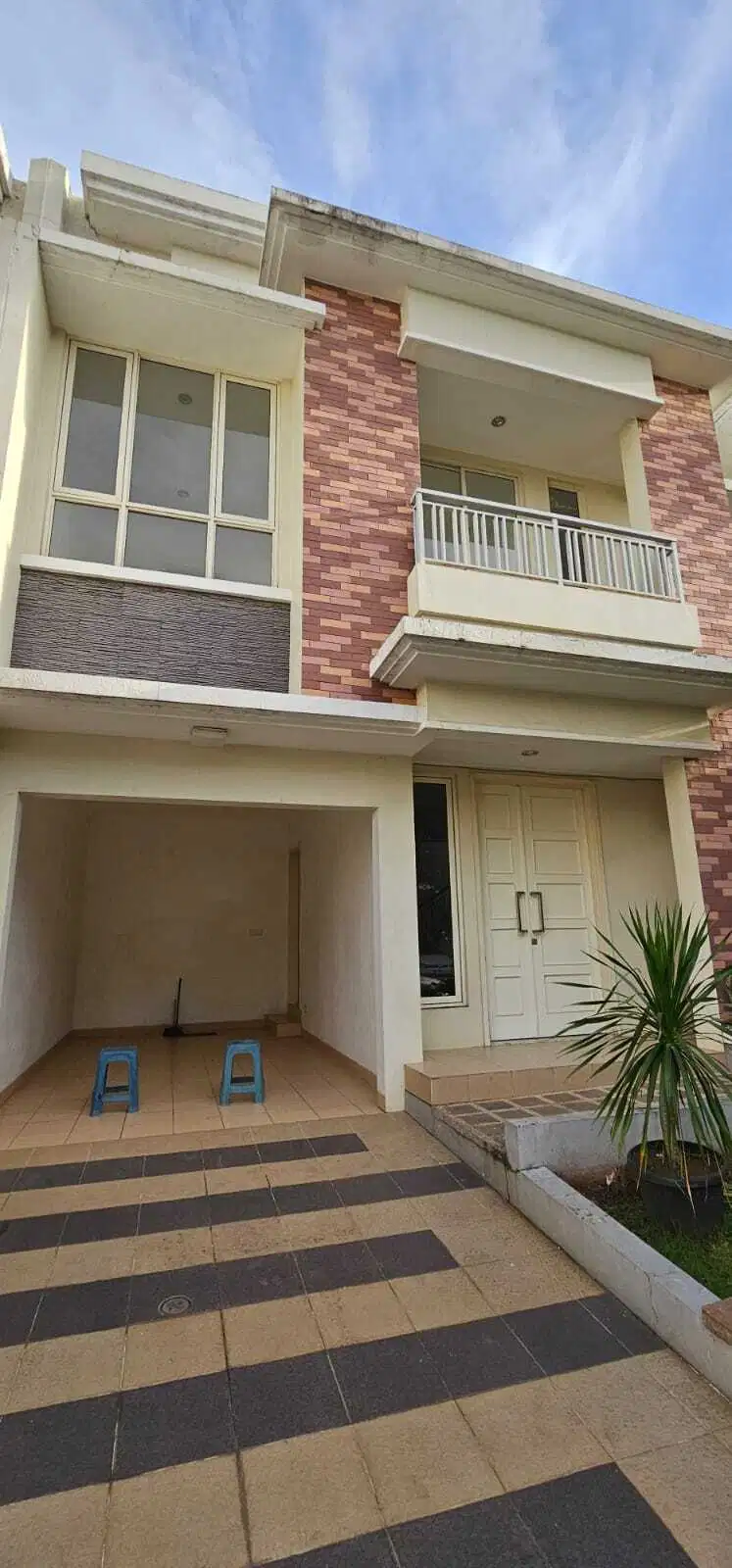 Dijual Rumah Siap Huni, At Cluster Faraday Gading Serpong