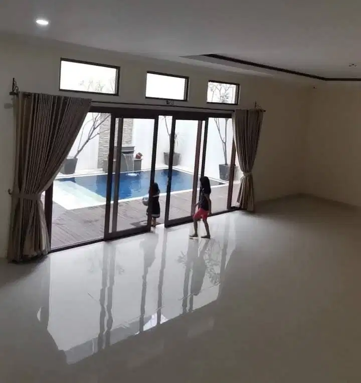 Rumah Banjar wijaya 2 Lantai Hoek ada pool siap huni