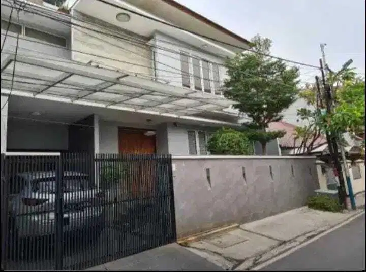 Rumah Minimalis Modern di Cempaka Putih Tengah, Jakarta Pusat