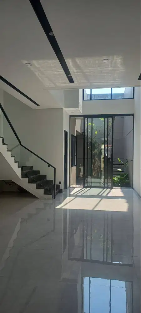 High Spek Premium Rumah Baru 2 Lantai Daerah Kupang Baru Surabaya