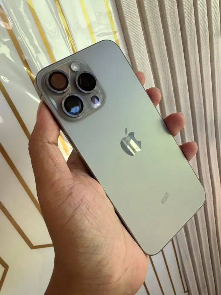 Iphone 15 Pro Max 256gb iBox Fullset Mulus likenew