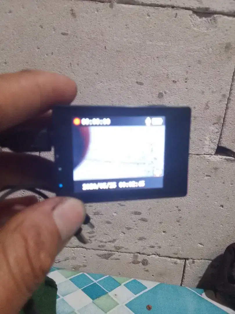 Kamera GoPro sesuai gambar