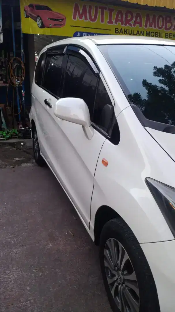 Honda Freed Sd tahun 2012