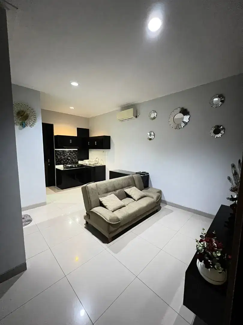 Disewakan Apartemen Green Royal Condohouse Semi Furnish