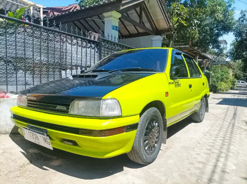 DAIHATSU CLASSY HIJAU