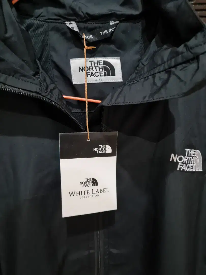 Jaket UV TNF Size M , original