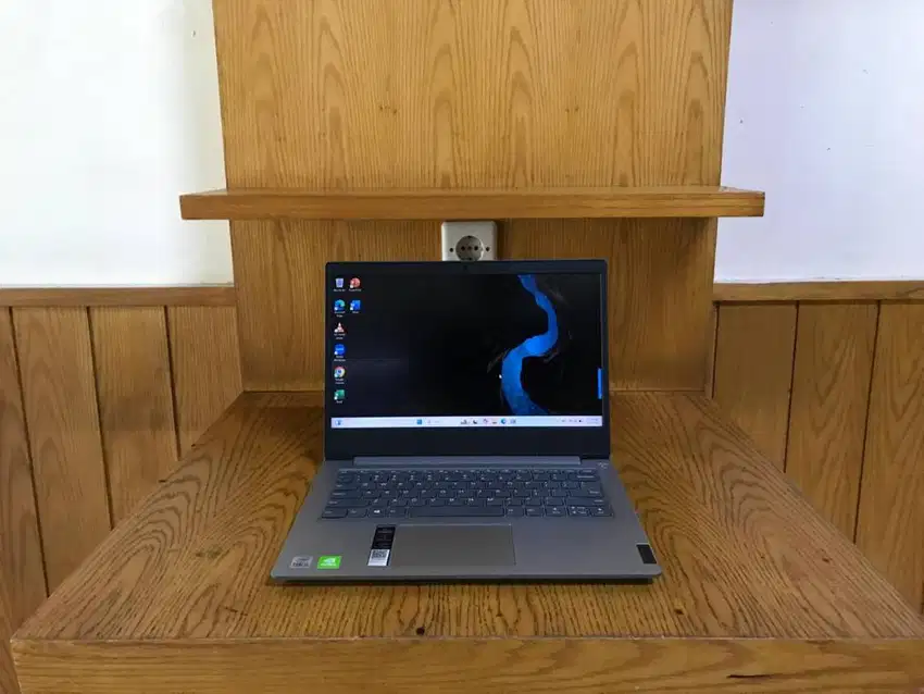 LENOVO IDEAPAD SLIM 3