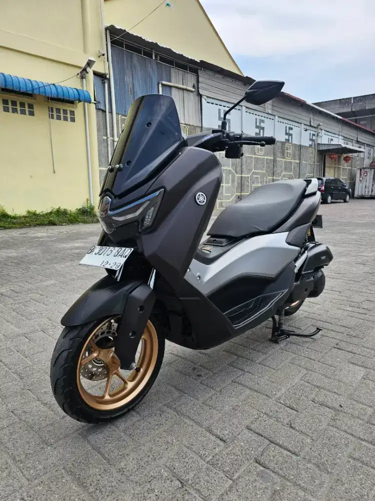 Yamaha Nmax Turbo Hitam 2024