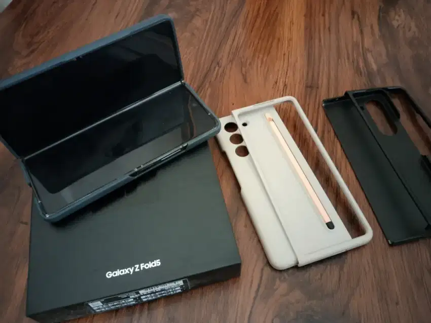 Galaxy Z Fold 5 / 512GB