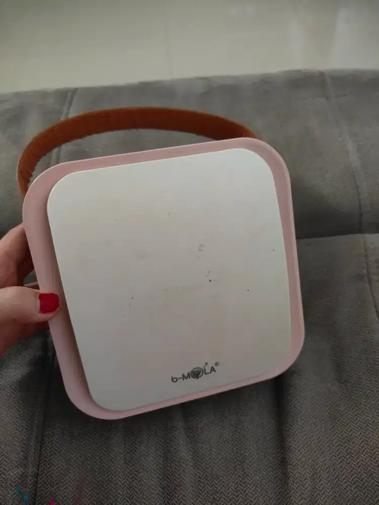 Air purifier b-Mola,kondisi barang mulus dan berfungsi dengan baik