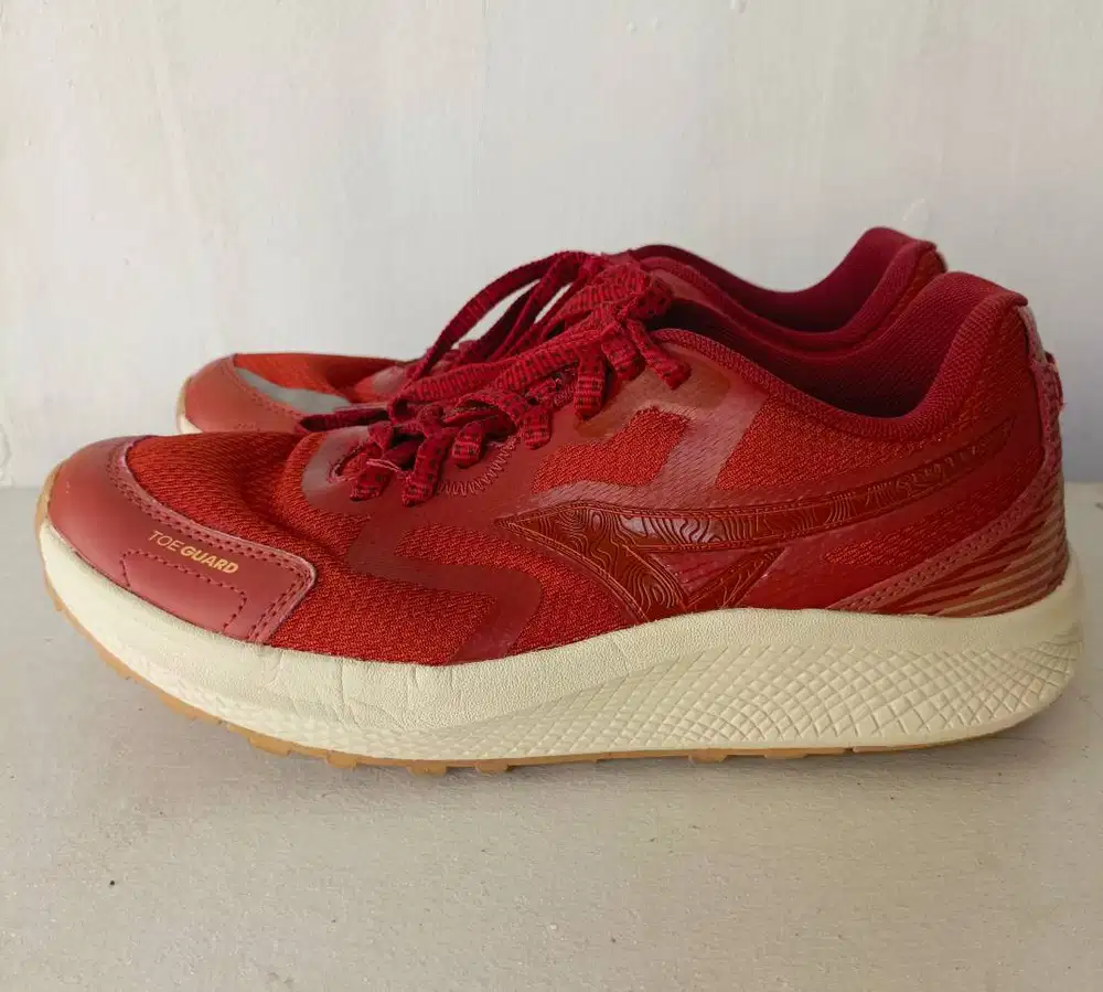 DIJUAL Sepatu Lari Trail Running Shoes ARDILES GERBERA