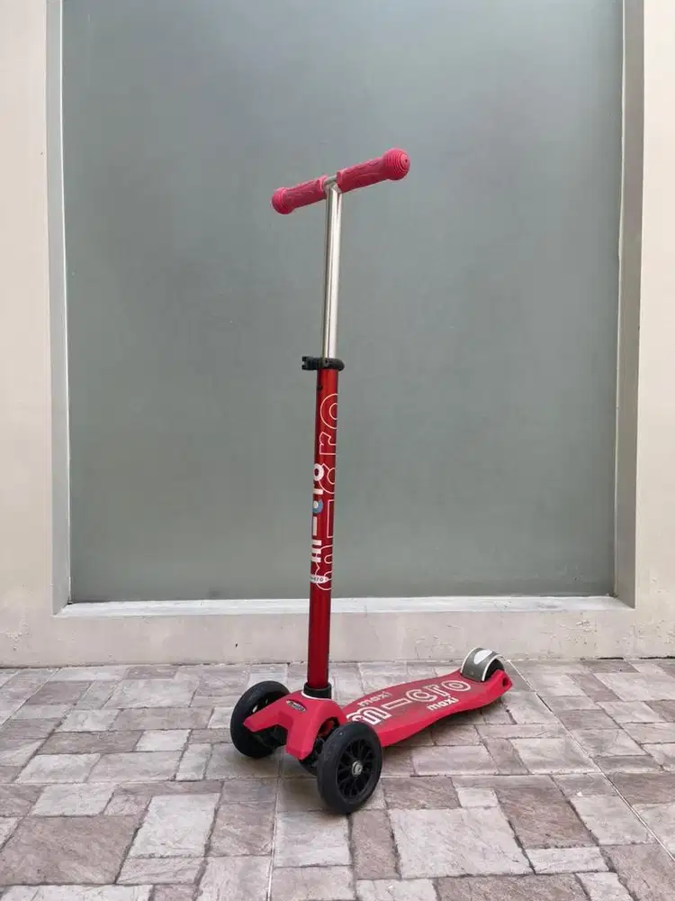 Preloved Weight Transfer Steering Maxi Micro Deluxe Red