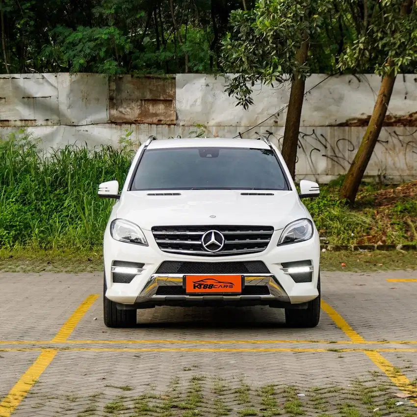 MERCEDES BENZ ML400 AMG LINE 3.0 CKD AT 2015 PUTIH