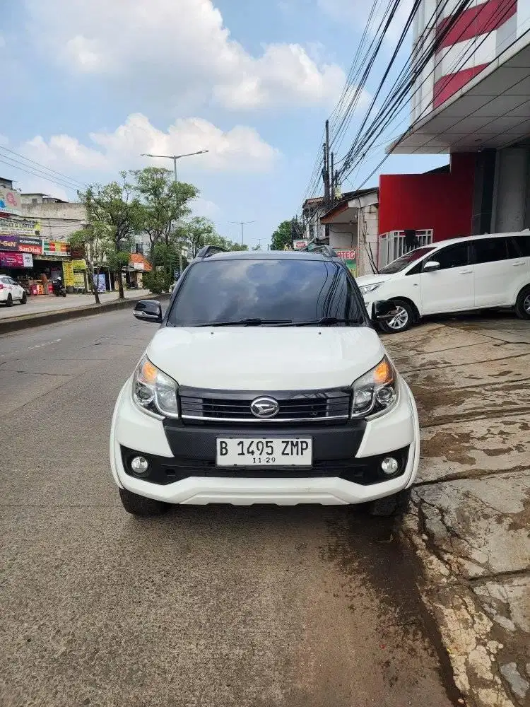 TERIOS 1.5 R AT CUSTOM 2017 UNIT ISTIMEWA PAJAK PANJANG GRESH !