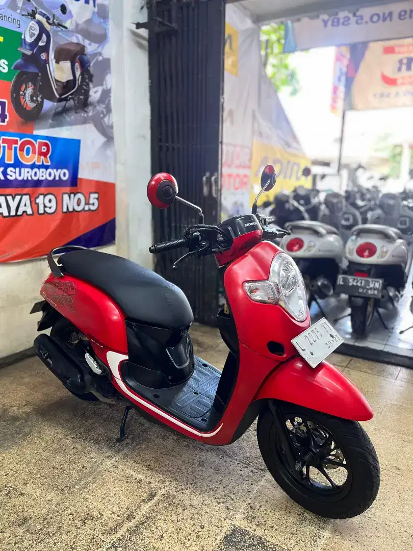 HONDA SCOOPY 2017 SAS MOTOR JL. BARATAJAYA 19 NO 5