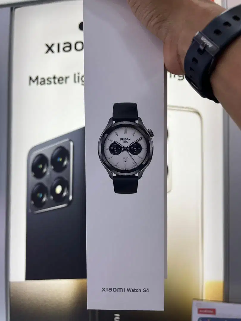 Xiaomi watch s4