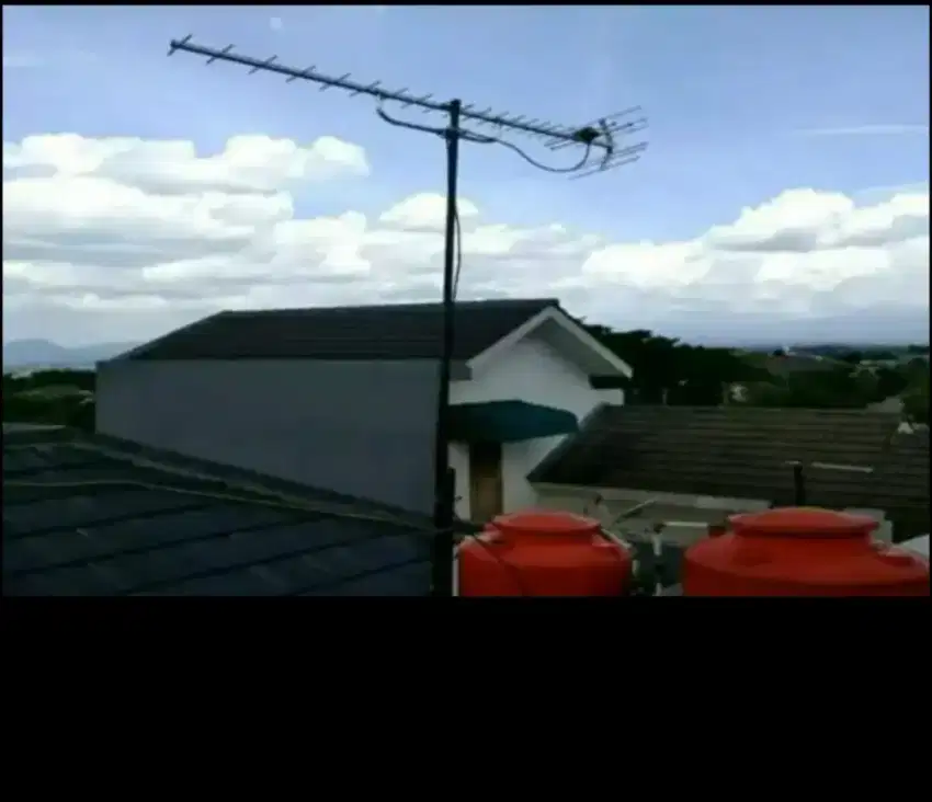 Ahli jasa pasang antena TV digital service parabola dan camera CCTV