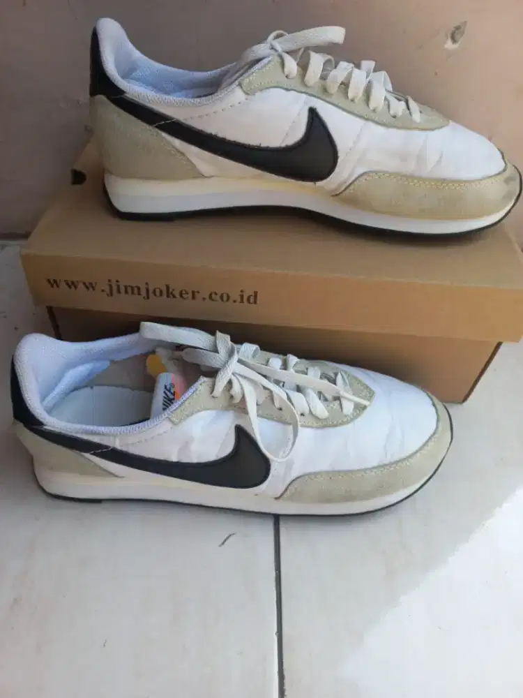 Sepatu nike ori