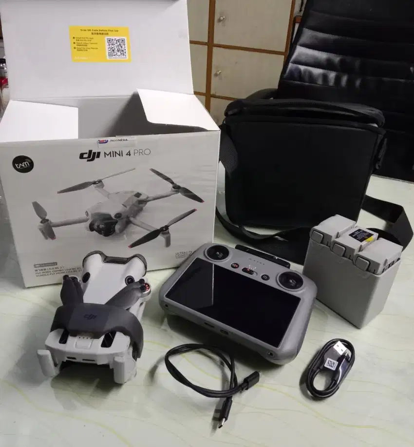 DRONE DJI 4 PRO COMBO (DJI RC 2) CAMERA DRONE