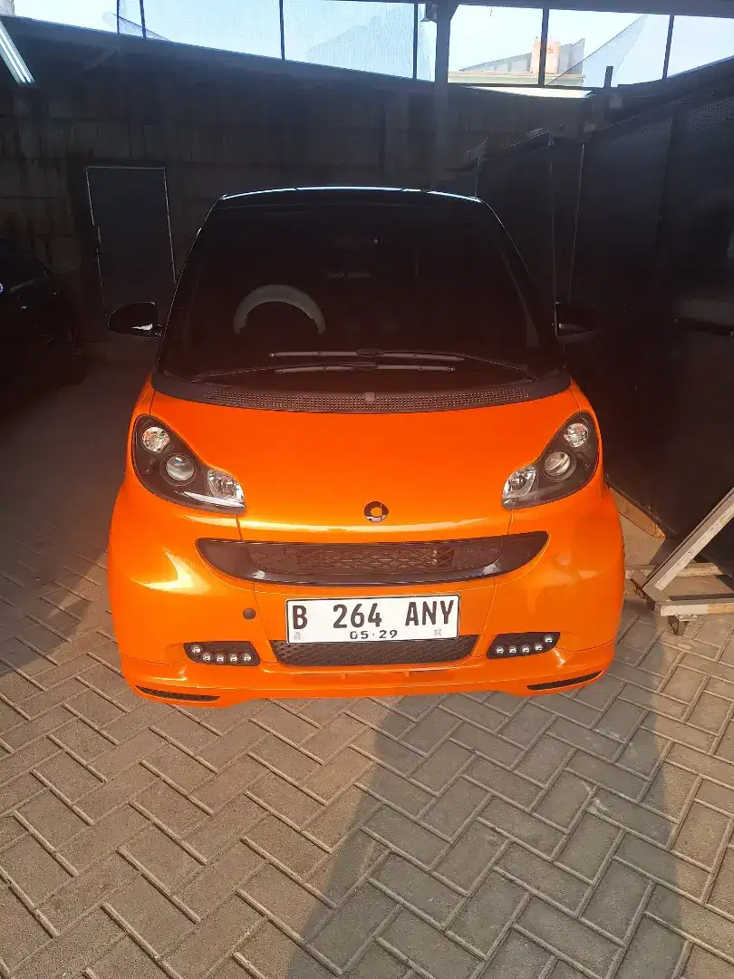SMART Coupe Night Orange