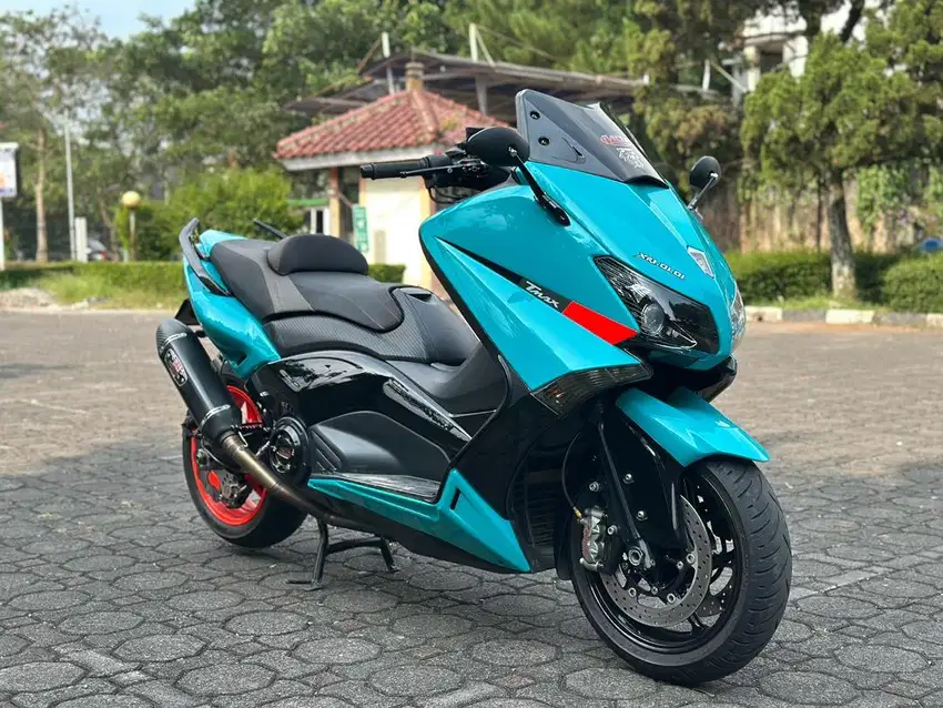 Yamaha T MAX 2014