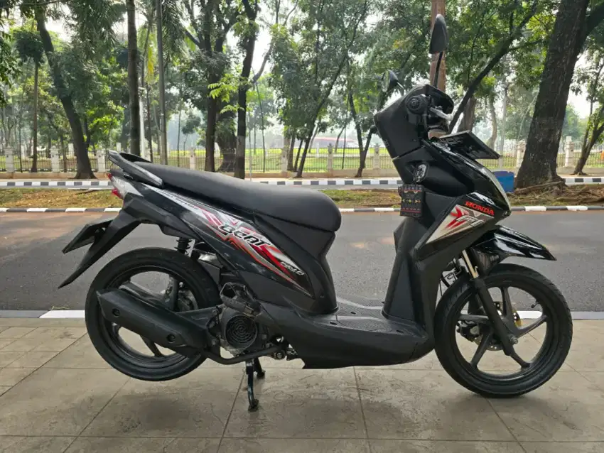 DIJUAL CASH HONDA BEAT ESP CBS THN 2014 PAJAK IDUP SIAP PAKAI