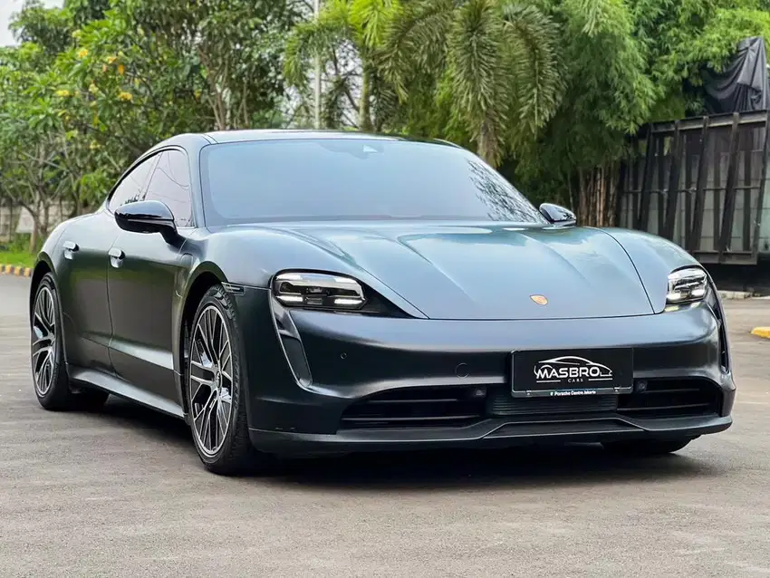 Porsche Taycan ATPM 2022 17rb Miles Matte PPF Very mint condition