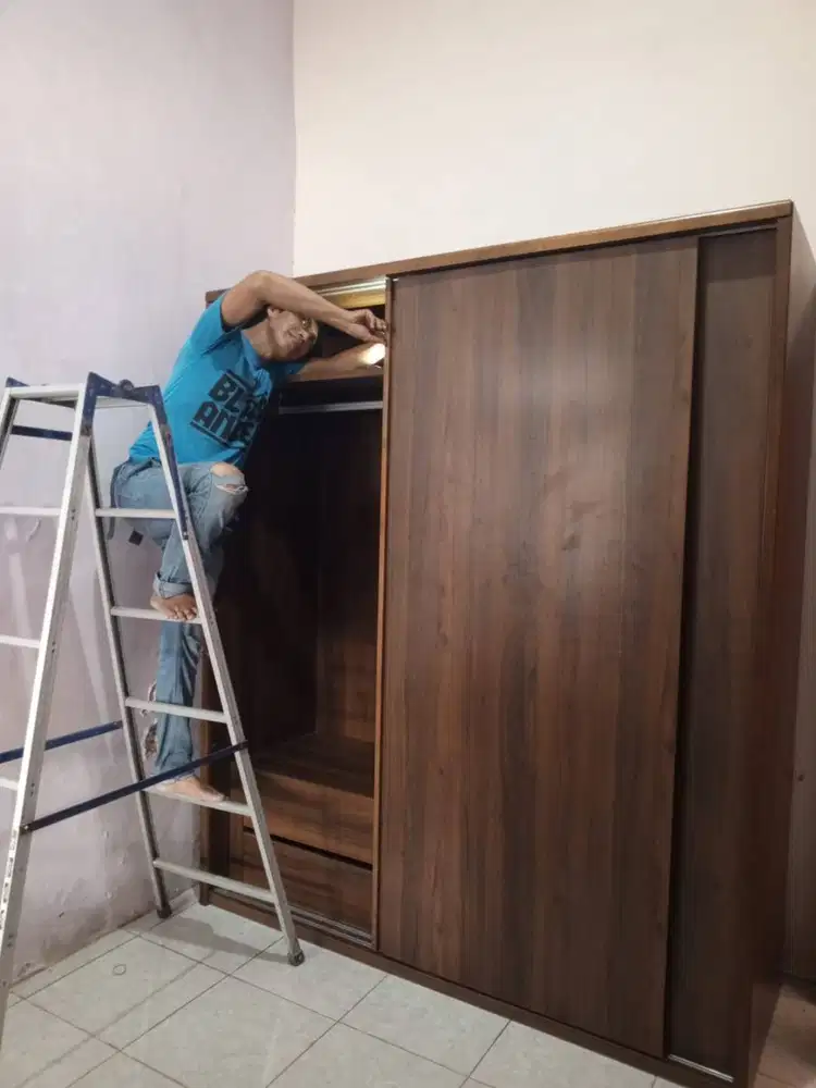butuh untuk rakit lemari atau funitur lainya kami bisa