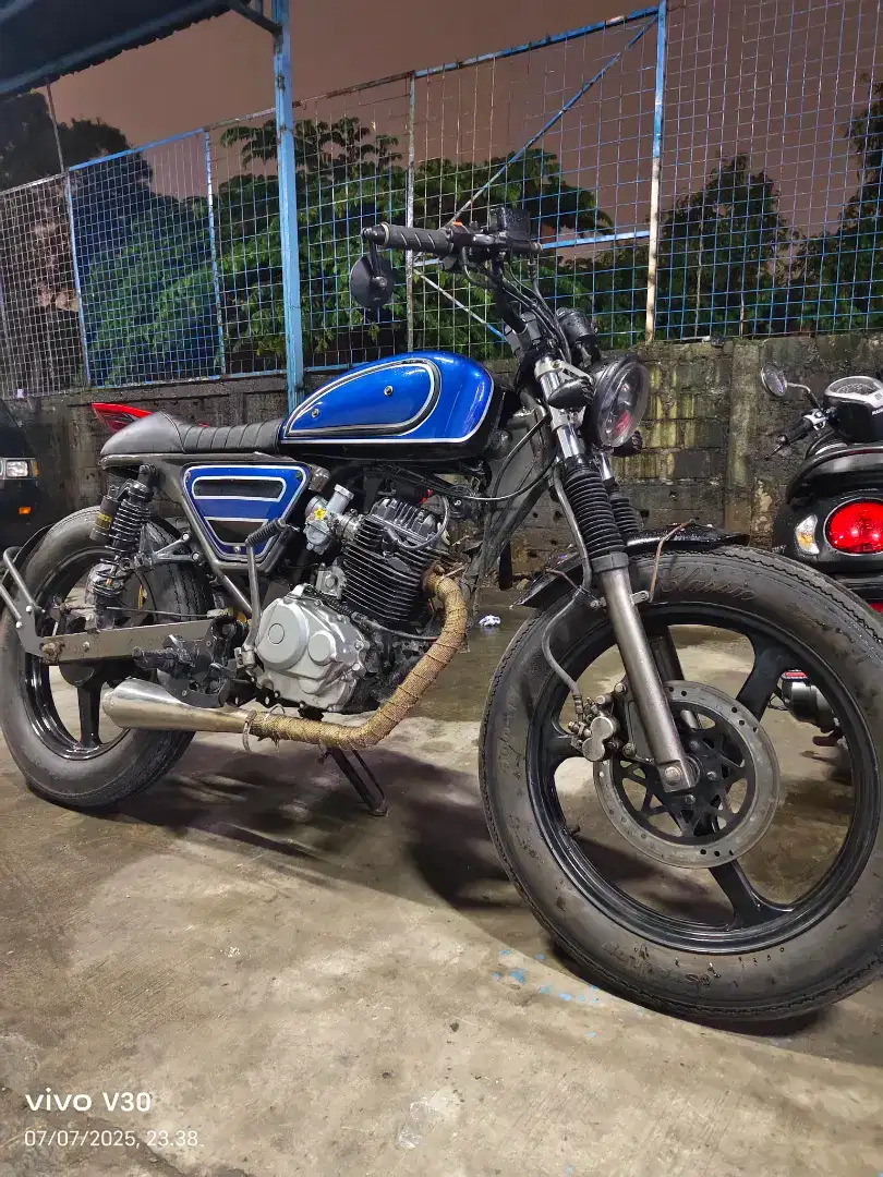 Motor Custom Basic Minerva
