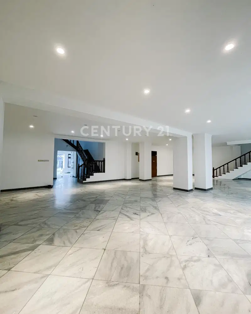 Gedung Strategis Di Menteng Cocok Untuk Restoran Atau Kantor