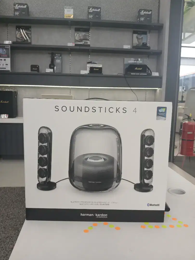 HARMAN KARDON SOUNDSTICKs 4