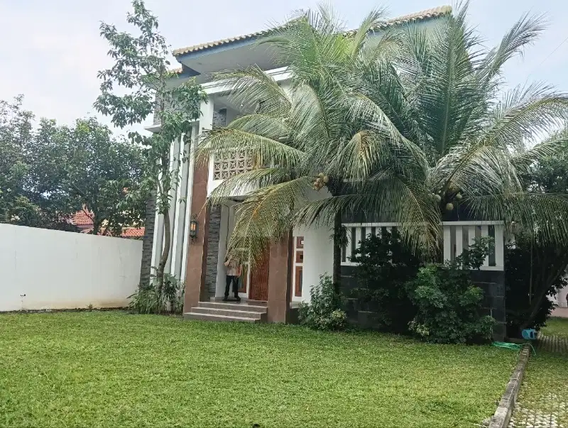 Rumah Mewah 777m² Nyaman Halaman Luas Dekat Bandara