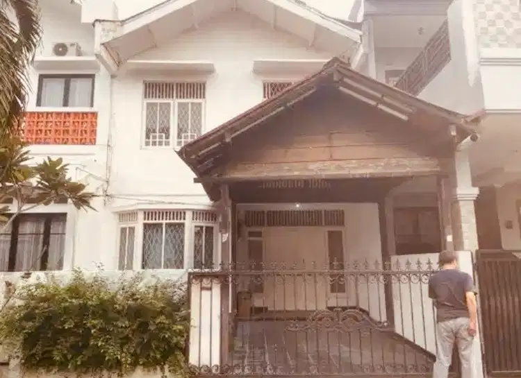 Dijual rumah di Jl.Perkici  Sektor 5- Bintaro Jaya TangSel