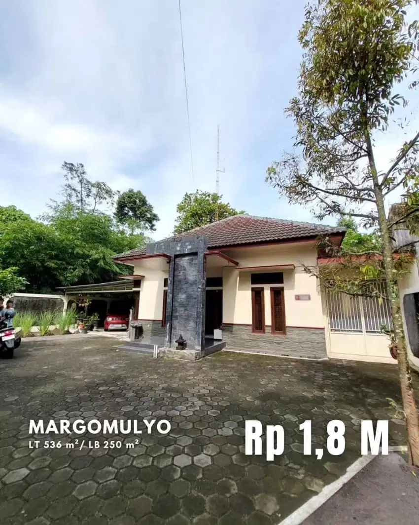 Dijual Rumah Adem Halaman Luas di Margomulyo Seyegan